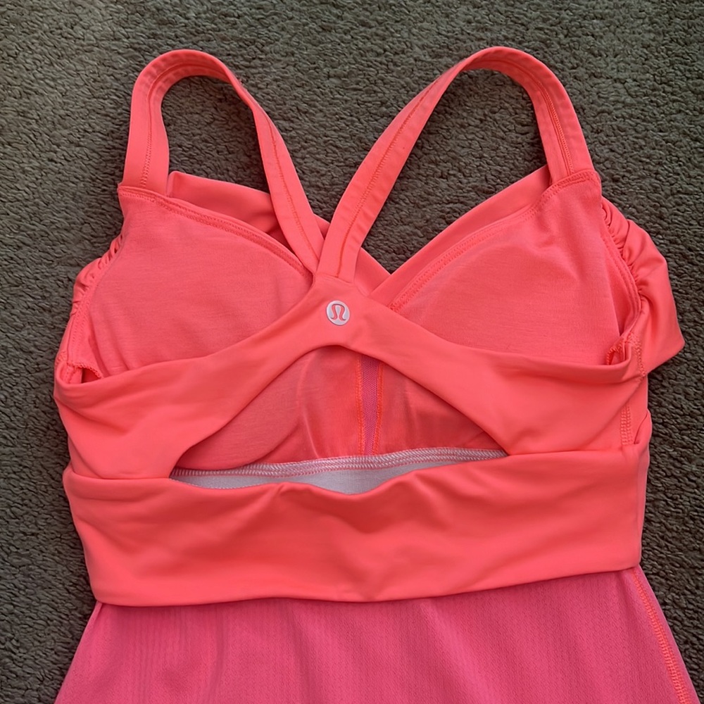 Lululemon tank - Picture 3 of 7